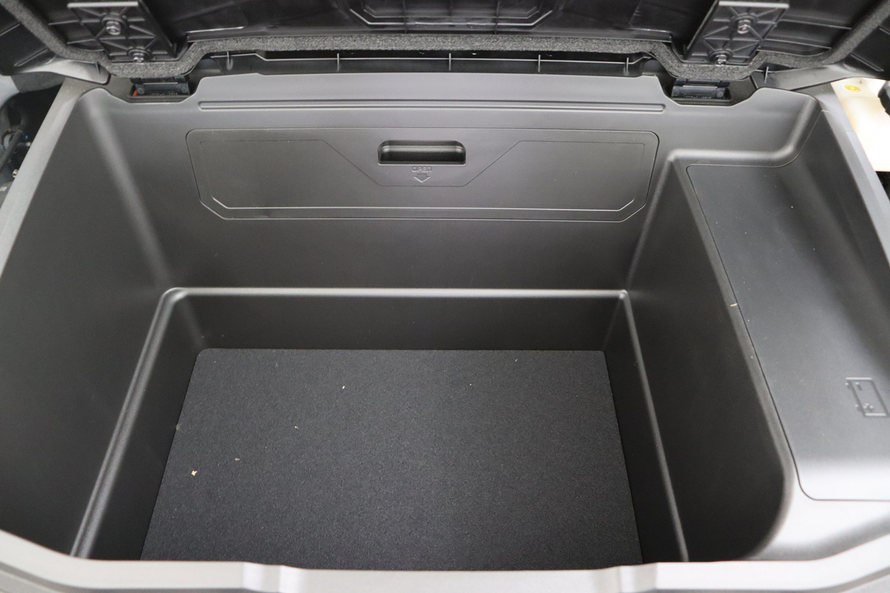 Hyundai Ioniq 5 — photo 24