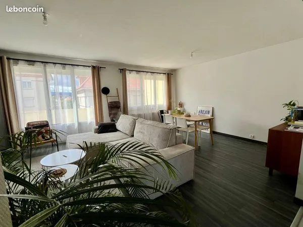 Appartement T3 70m² + garage proche gare et centre-ville