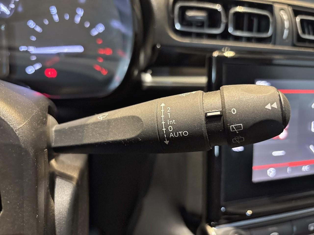 Citroën C3 1.2 puretech 110ch s&s shine eat6 — photo 18