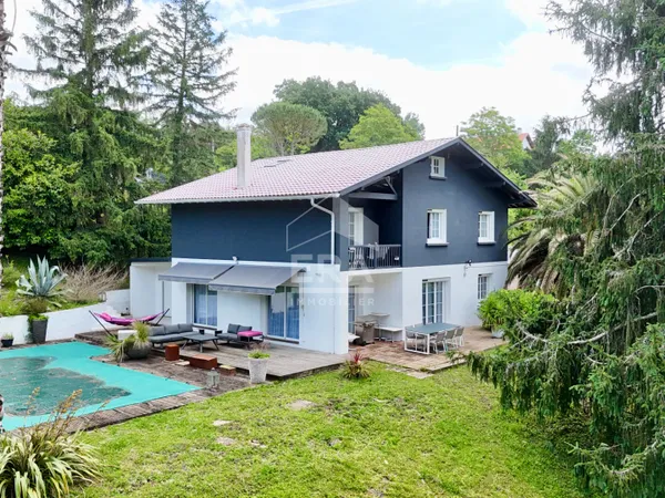 Maison 6 pièces 188 m²