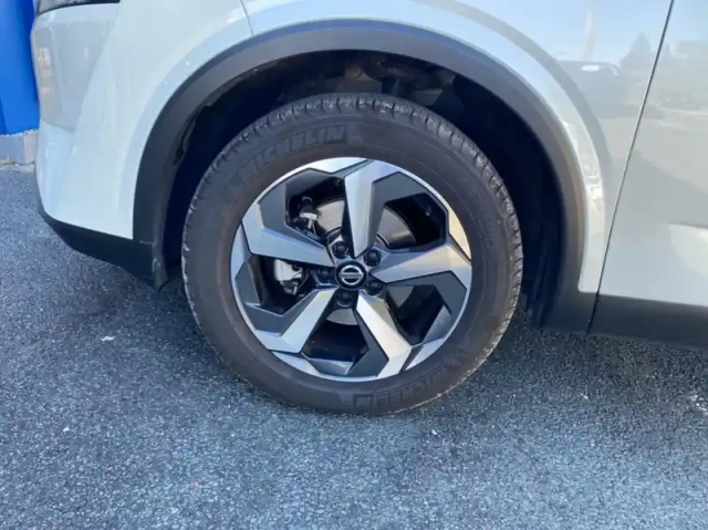 Nissan Qashqai 1.3 mild hybrid 158ch tekna xtronic — photo 14