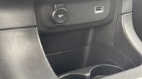 Citroen C3 1.2 PureTech 110ch S&S Shine Business 124g — photo 19