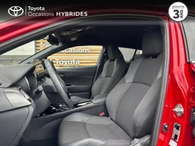 Toyota C-Hr 2.0 hybride 184ch design e-cvt — photo 11