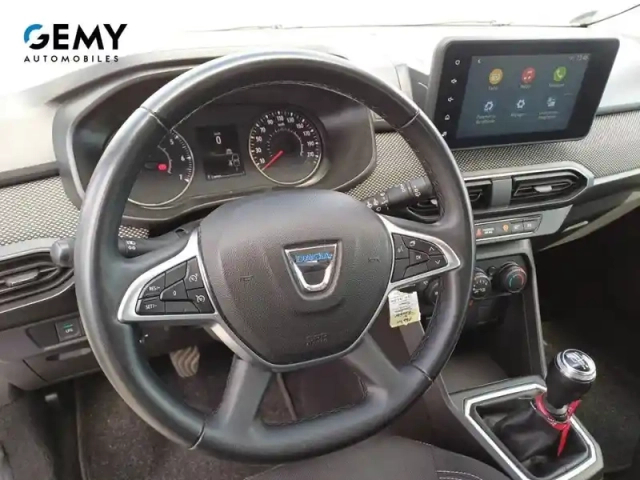 Dacia Sandero eco-g 100 - 22 — photo 13