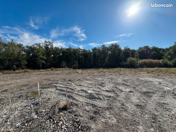 Terrain 650 m² Ricaud