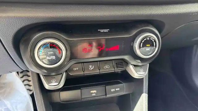 Kia Picanto 1.2 dpi 84ch bvma5 — photo 17