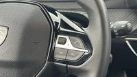 Peugeot 208 1.2 100ch S&S Style — photo 17