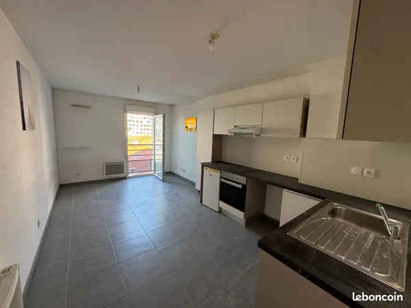 Studio 27m2 - Bd Chave - Résidence récente