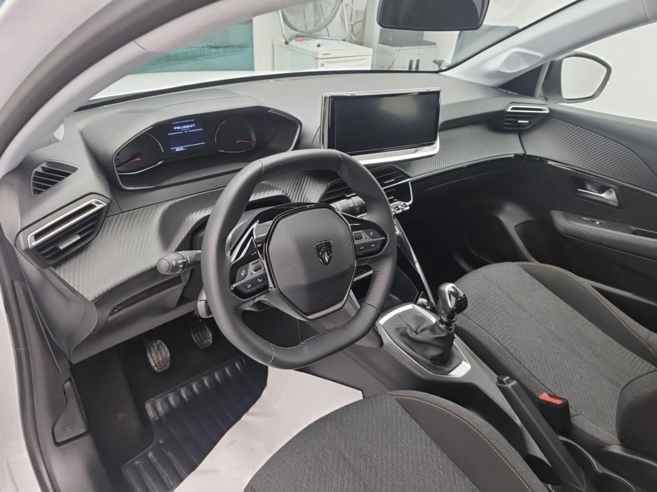 Peugeot 208 100 s&s bvm6 style — photo 9