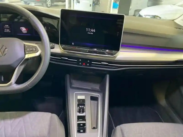 Volkswagen Golf 1.5 ehybrid 204 dsg6 vw edition — photo 10