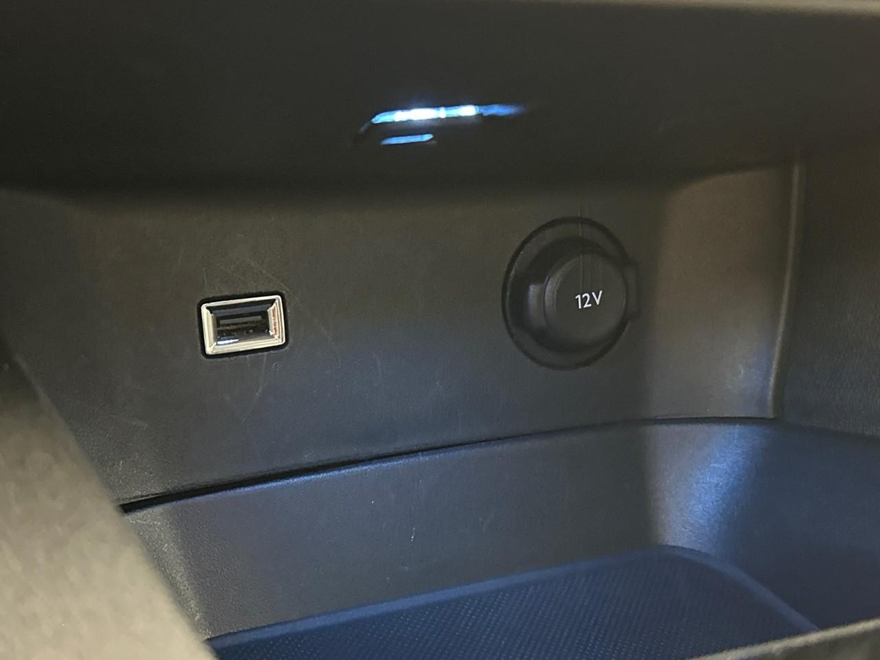 Peugeot 3008 puretech 130ch s&s eat8 allure pack — photo 28