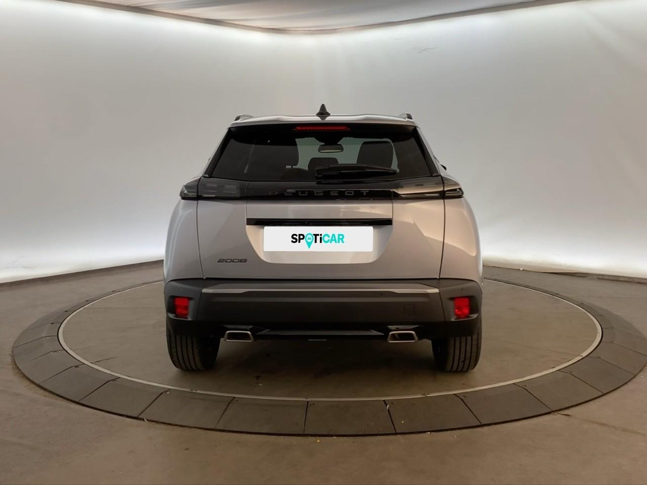 Peugeot 2008 130 s&s eat8 allure — photo 5