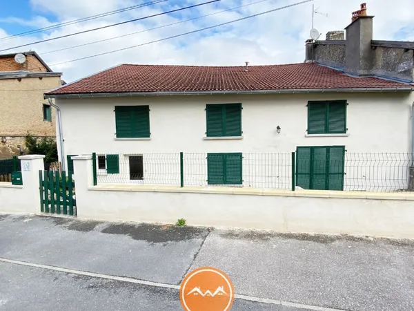 Maison 6 pièces 230 m²