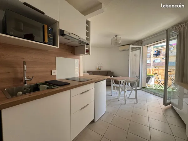 A louer beau studio meuble nice pasteur ideal etudiant