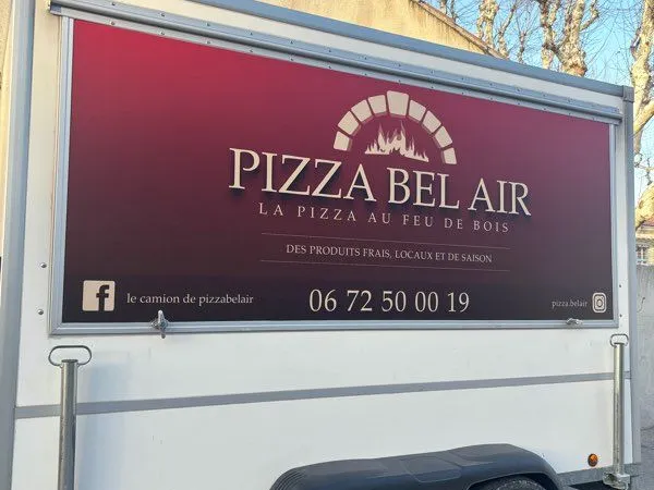 Vend remorque avec emplacement