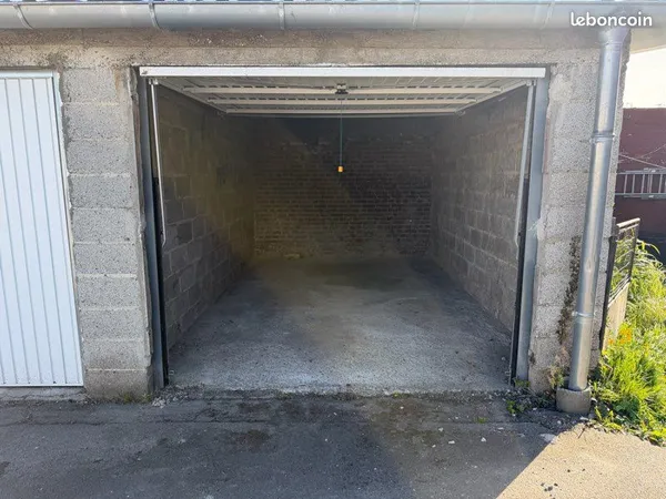 Garage à vendre quartier St Anne