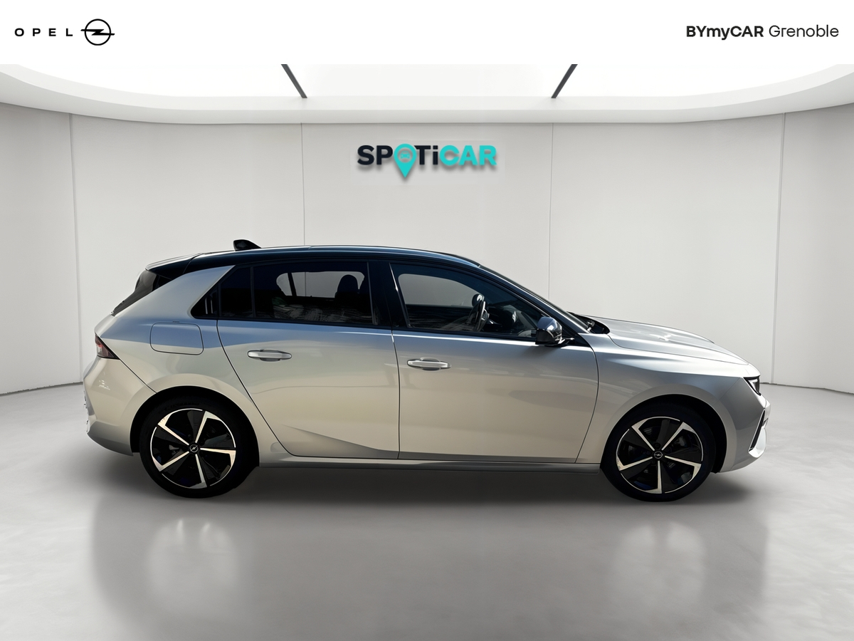 Opel Astra 1.5 Diesel 130 ch BVA8 — photo 6