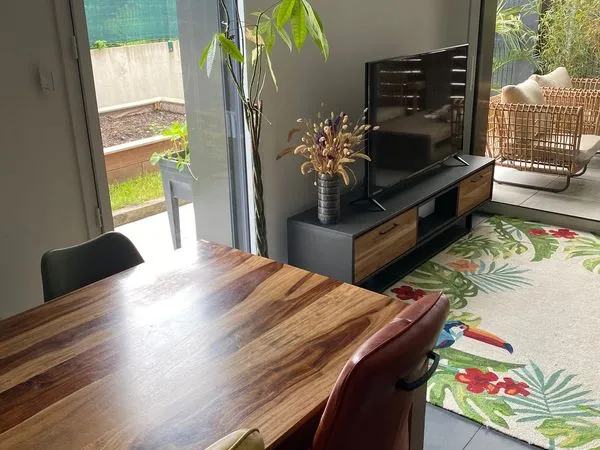 Appart T3 meublé terrasse jardin garage 1380 CC