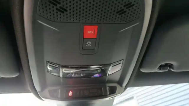 Peugeot 208 hybrid 110 e-dcs6 — photo 36