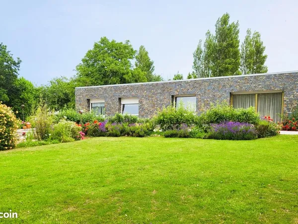 Propriété 8 pièces 210 m²