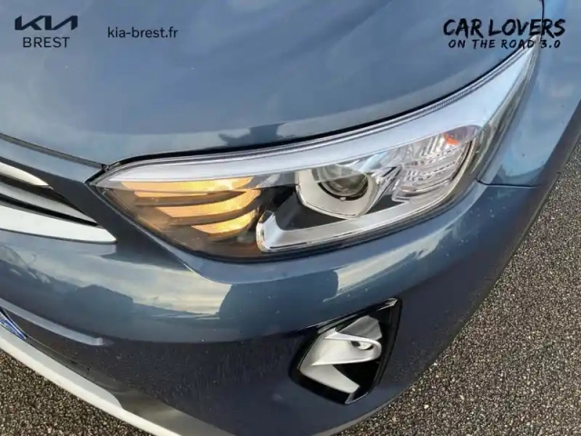 Kia Stonic 1.0 t-gdi 100 ch bvm6 — photo 28