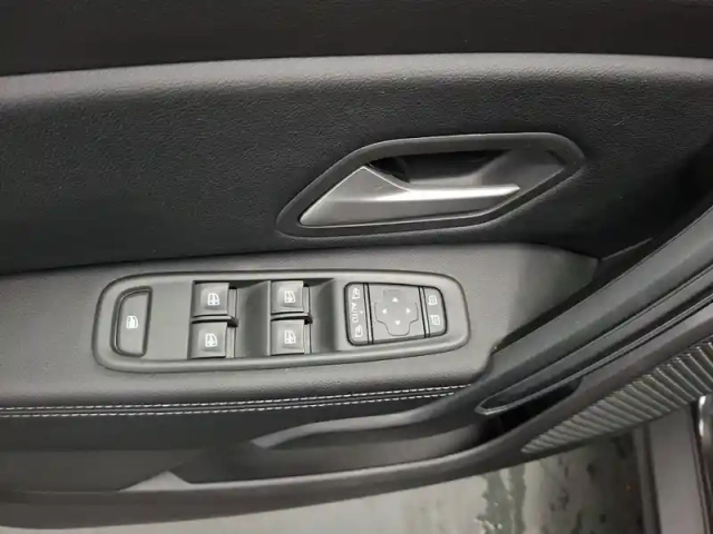 Dacia Duster tce 150 4x2 edc — photo 29