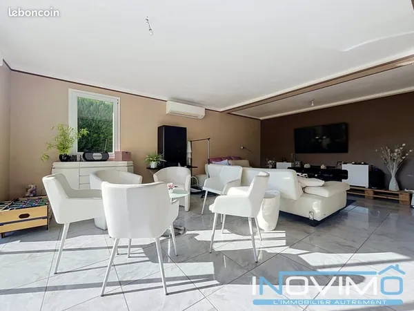Maison 5 pièces 110 m²