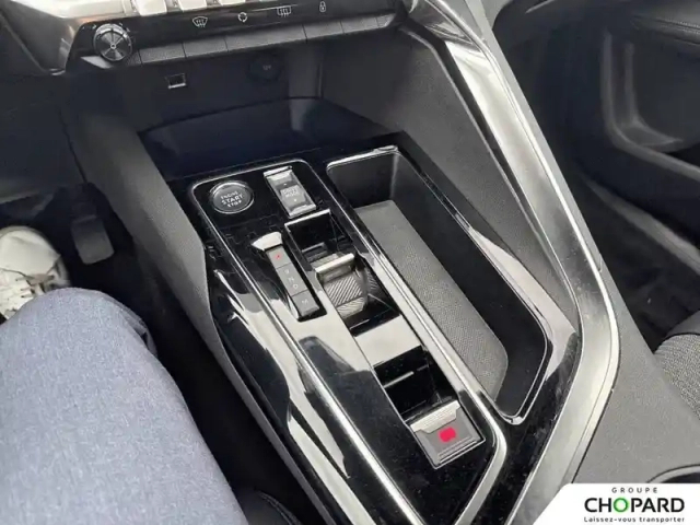 Peugeot 5008 hybrid 136 e-dcs6 — photo 16