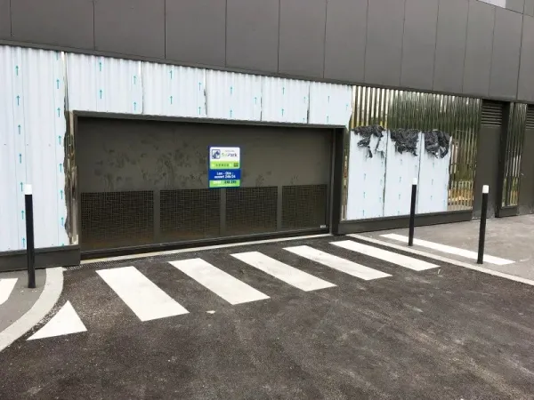 Stationnement Location Saint-Denis 69€