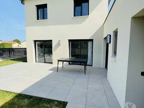 Maison 5 pièces 114.67 m² à Genas (69)