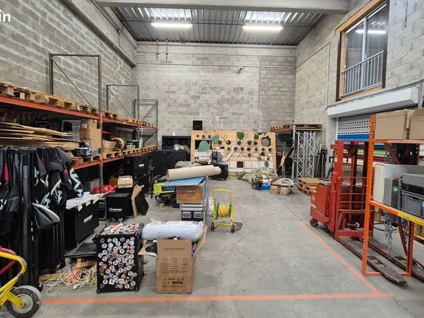 Local professionnel