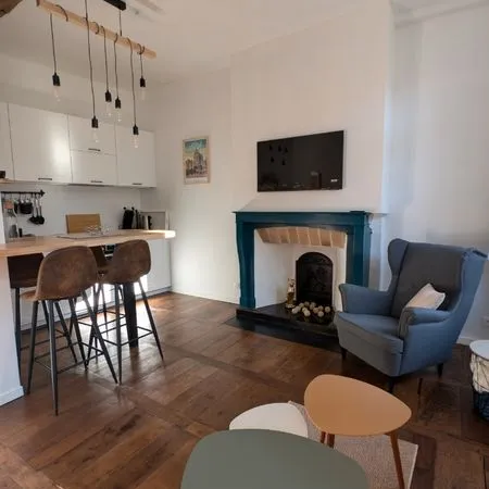 Location T2 de caractère - meublé