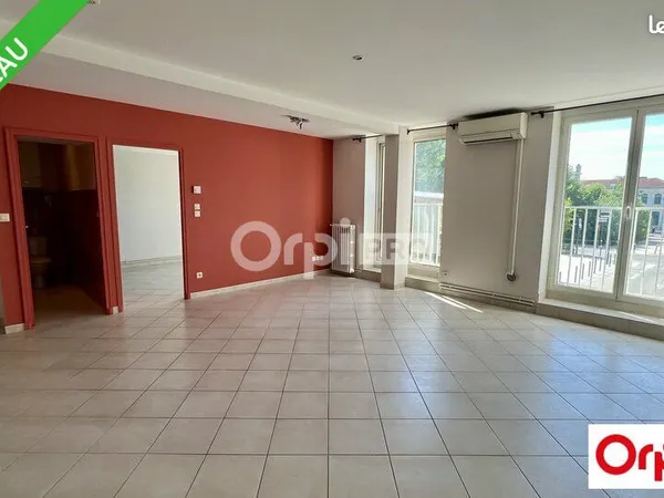 Bureau 60 m²