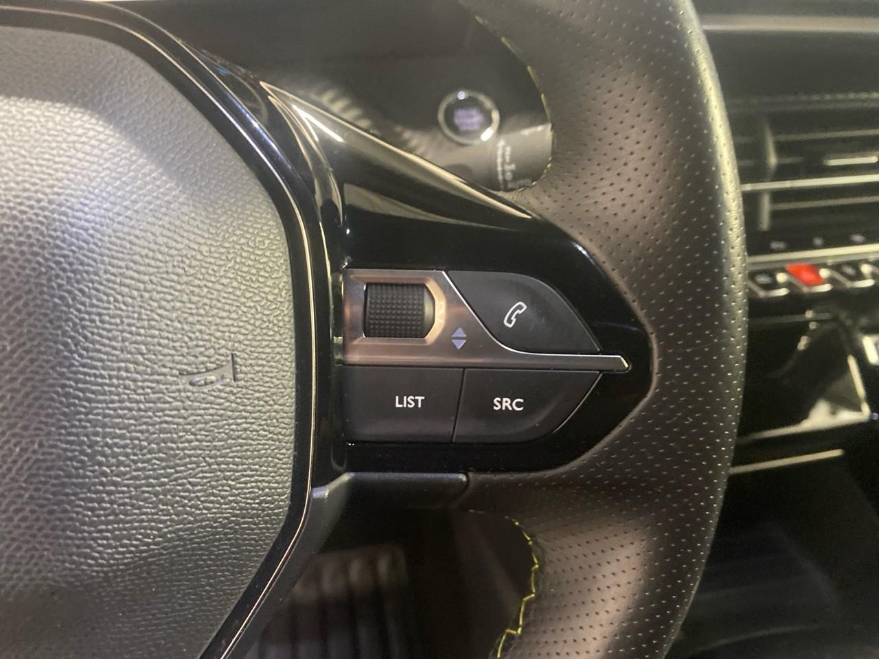 Peugeot 2008 puretech 130 s&s bvm6 gt — photo 18