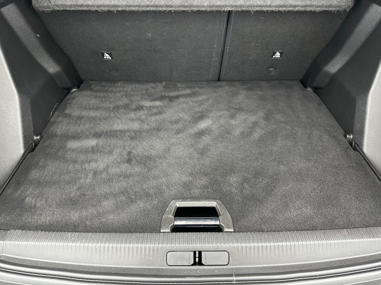 Peugeot 2008 puretech 100 s&s bvm6 allure — photo 6