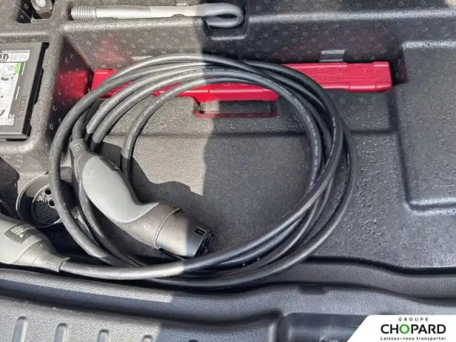 Mercedes Eqa 250+ — photo 29