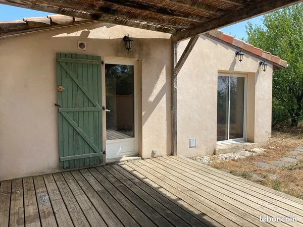 Maison sur les hauteurs de Cornas