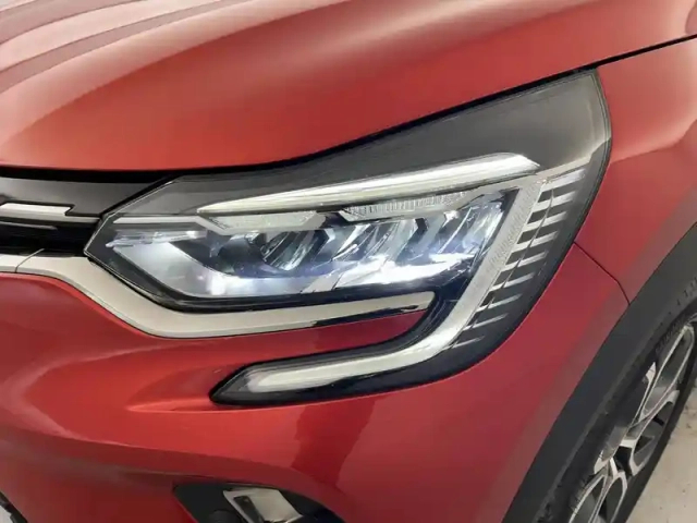 Renault Captur tce 140 edc - 21 — photo 35