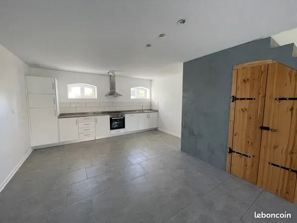 Petite maison type triplex