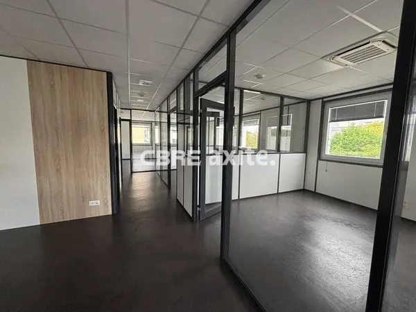 Bureaux 189 m²