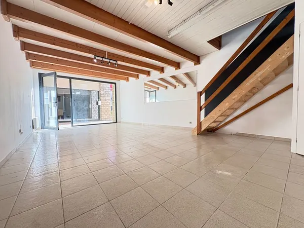 Local commercial de 62 m² - Dompierre Sur Mer