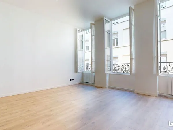 Appartement 2 pièces 55 m²