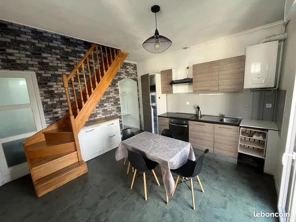 Maison avec garage et jardinet - Pontlieue