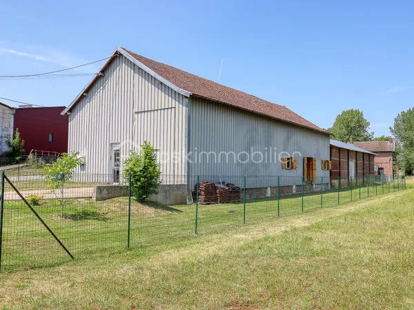 Fonds de commerce 3 pièces 600 m²