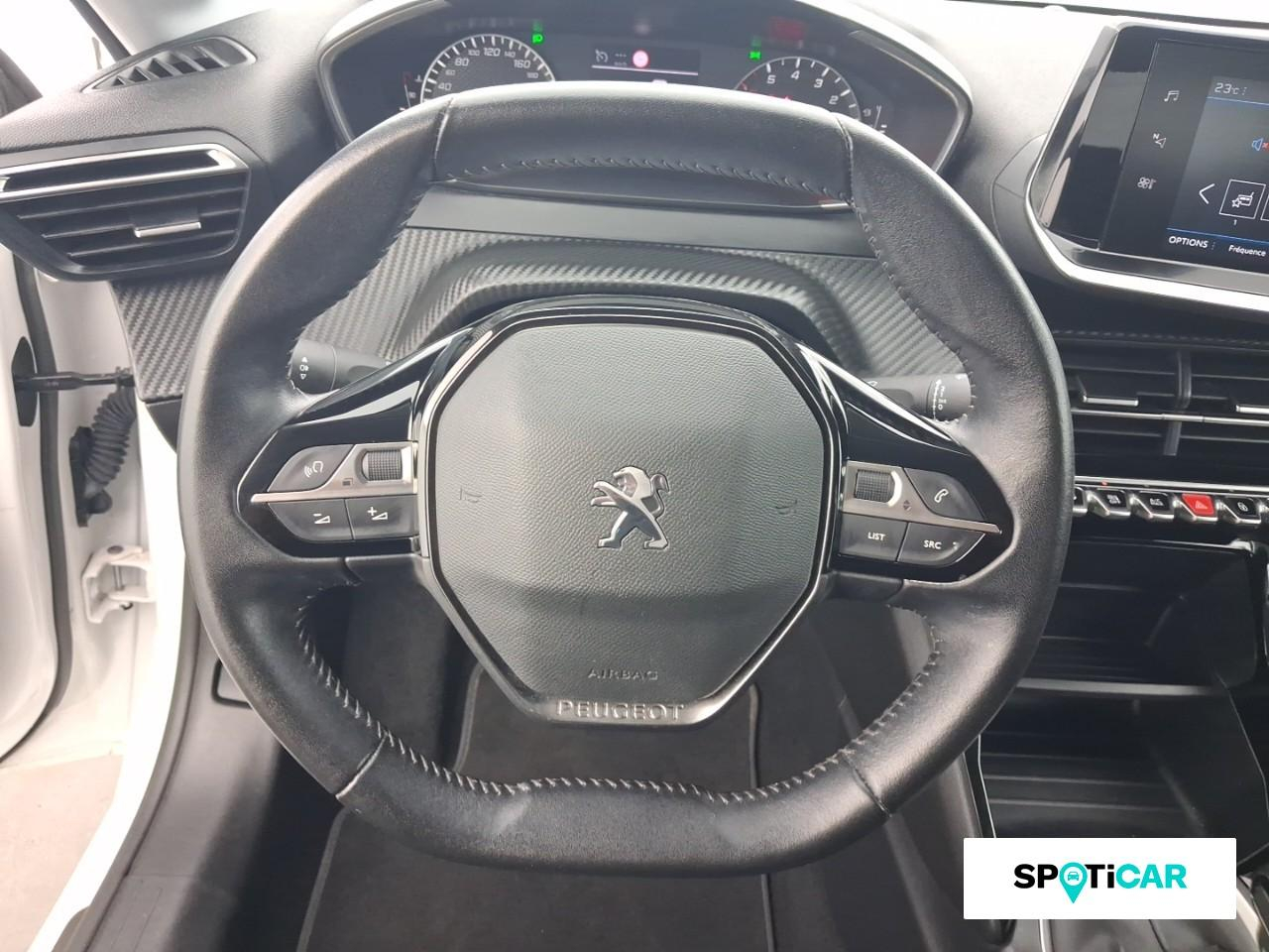 Peugeot 208 style puretech 100 s s bvm6 — photo 12
