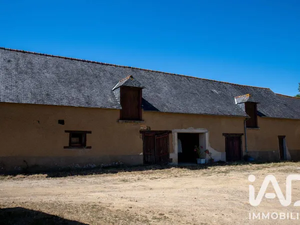 Maison 2 pièces 303 m²