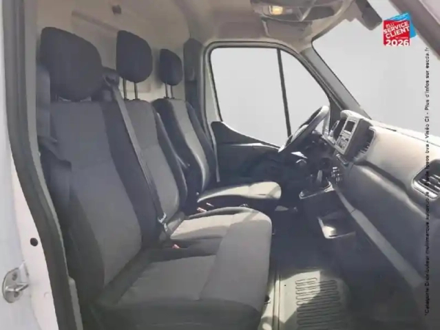 Renault Master fg f3500 l2h2 2.3 blue dci 135ch confort euro6 — photo 5