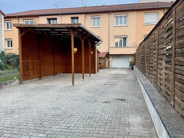 Maison 80 m² - 3 chambres - Garage + carport - Proche lycée Simone Weil