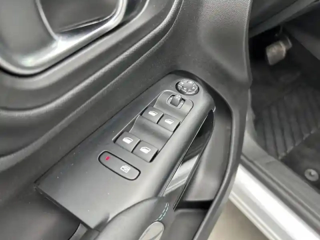 Citroën C5 Aircross hybride 145 e-dcs6 — photo 18
