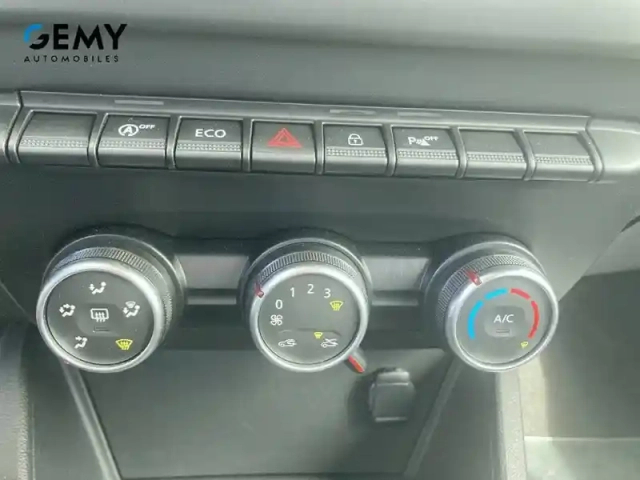 Dacia Duster blue dci 115 4x2 — photo 12